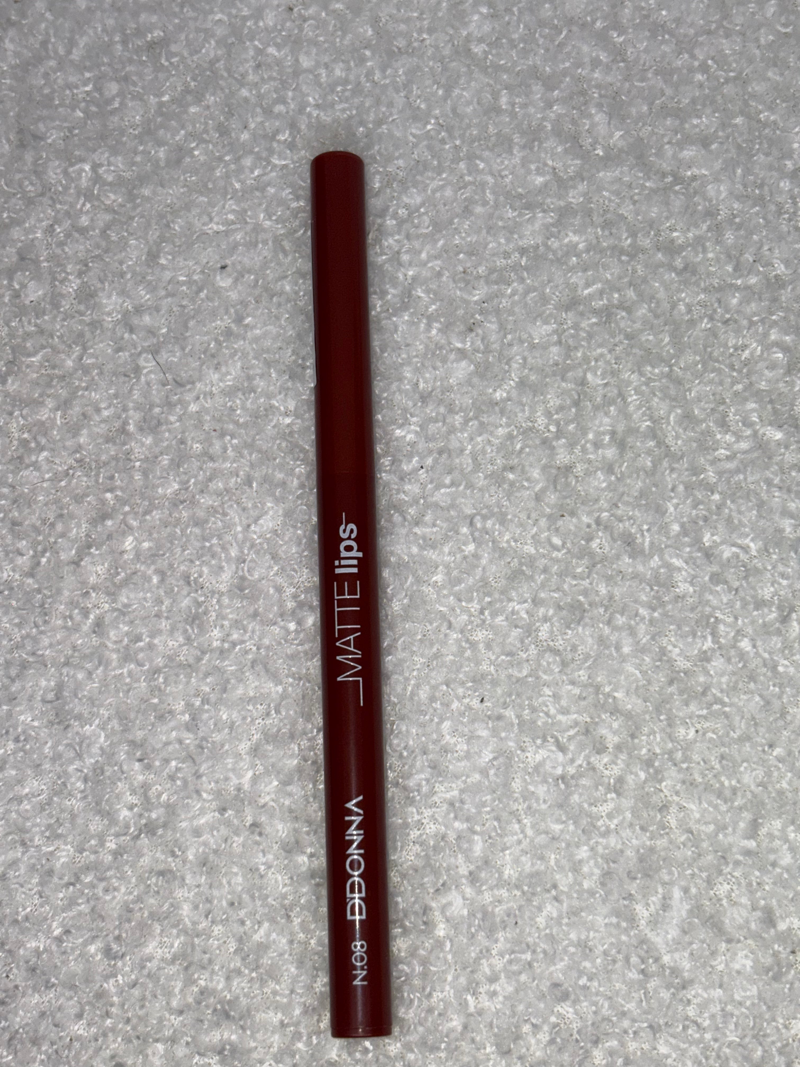 💄 CRAYON À LÈVRES AUTOMATIQUE MATTE – LIP CONTOUR